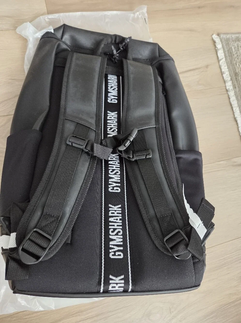 Gymshark Sleek Backpack 🖤
